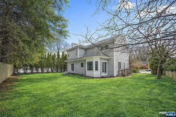 $1,650,000 | 137 6th Street, Cresskill, NJ 07626