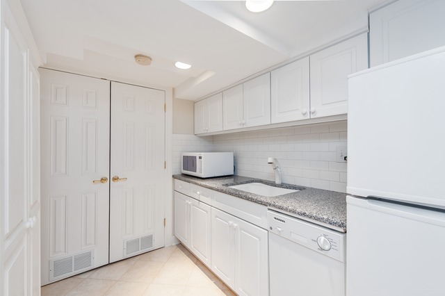 429 Sunset Road Winnetka, IL 60093 - Photo 20 of 25