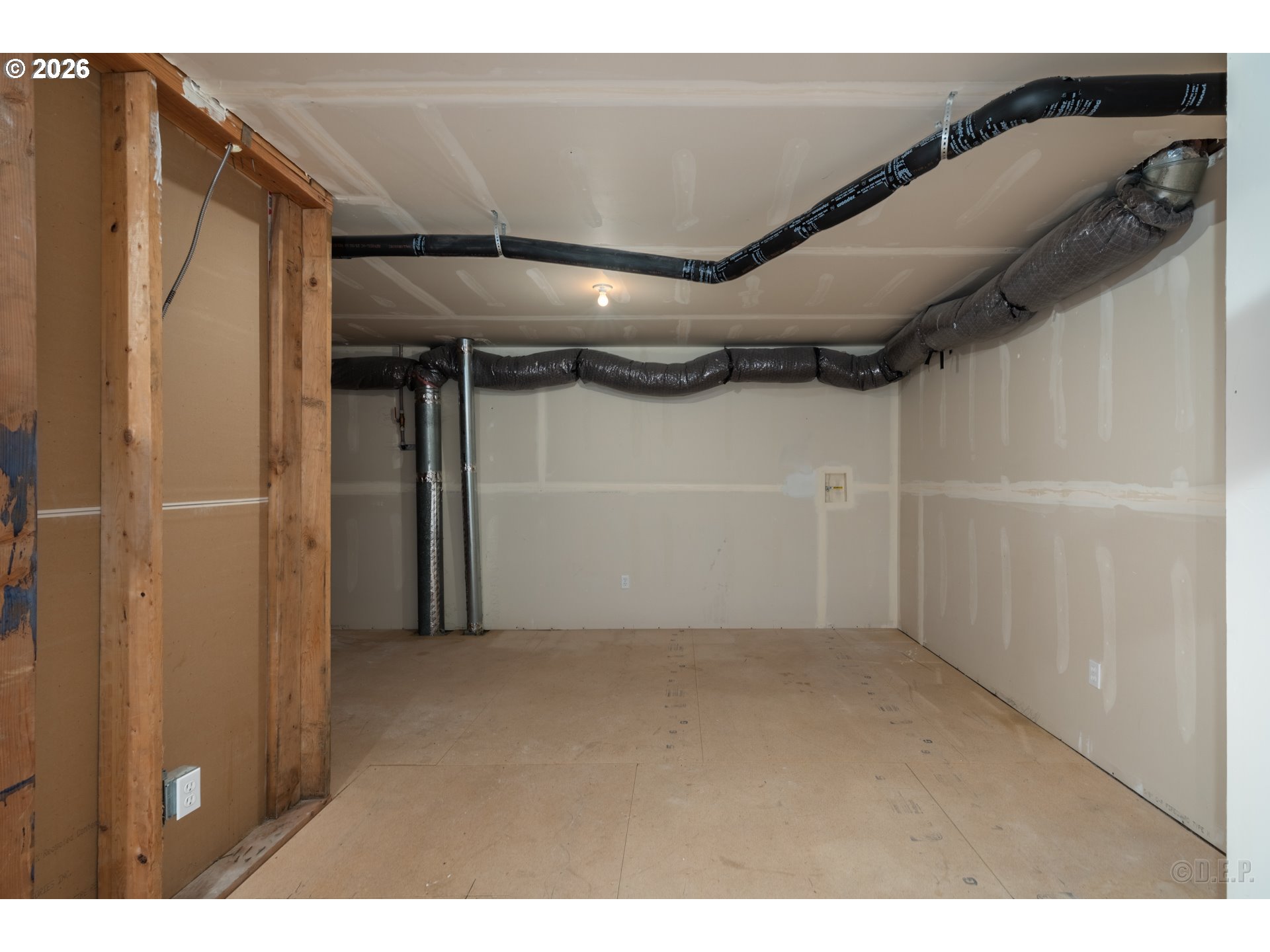 9161 Northwest Germantown Road Portland, OR 97231 - Photo 19 of 28 a view of empty room