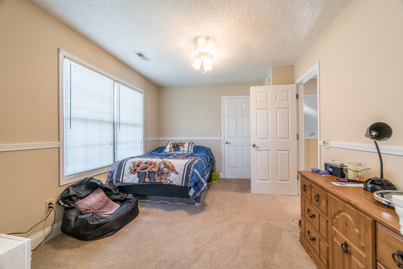 915 Osborne Road Dry Ridge, KY 41035 - Photo 13 of 30 Gallery Image 13