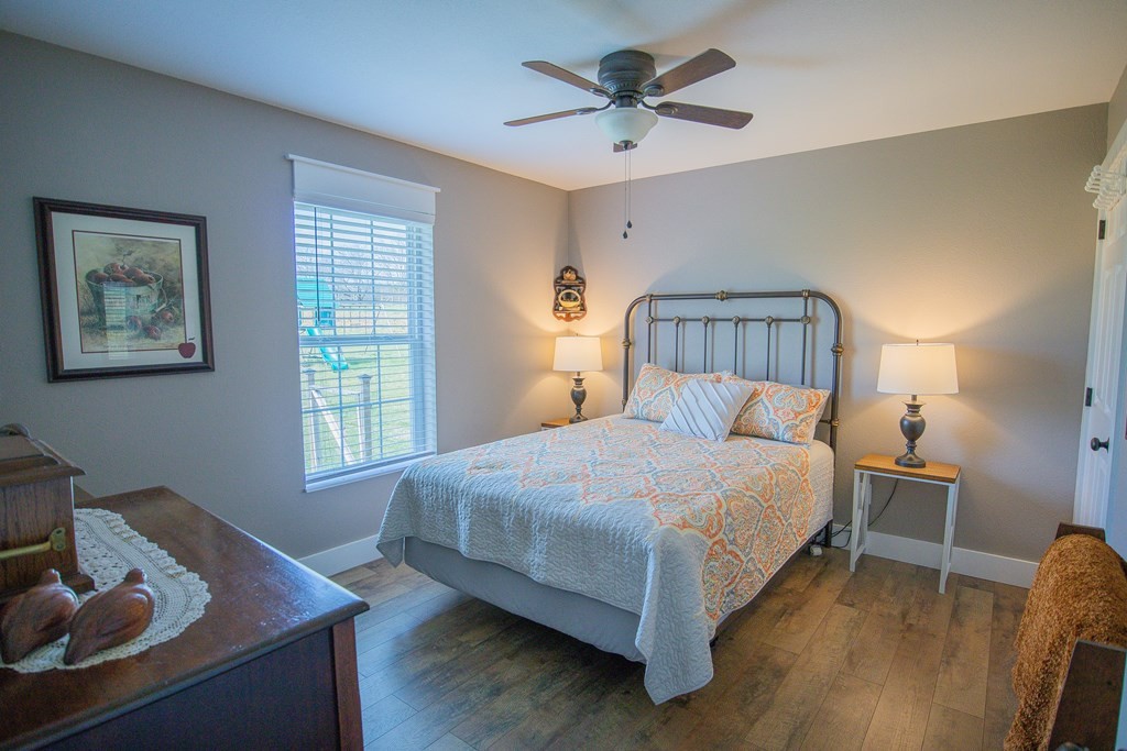 1709 Sand Plant Road Sevierville, TN 37876 - Photo 21 of 33 Gallery Image 21