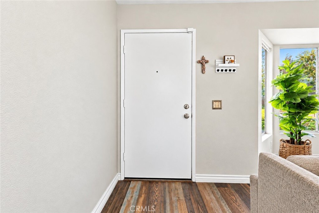 7181 Powell Place Rancho Cucamonga, CA 91739 - Photo 4 of 28 Gallery Image 4