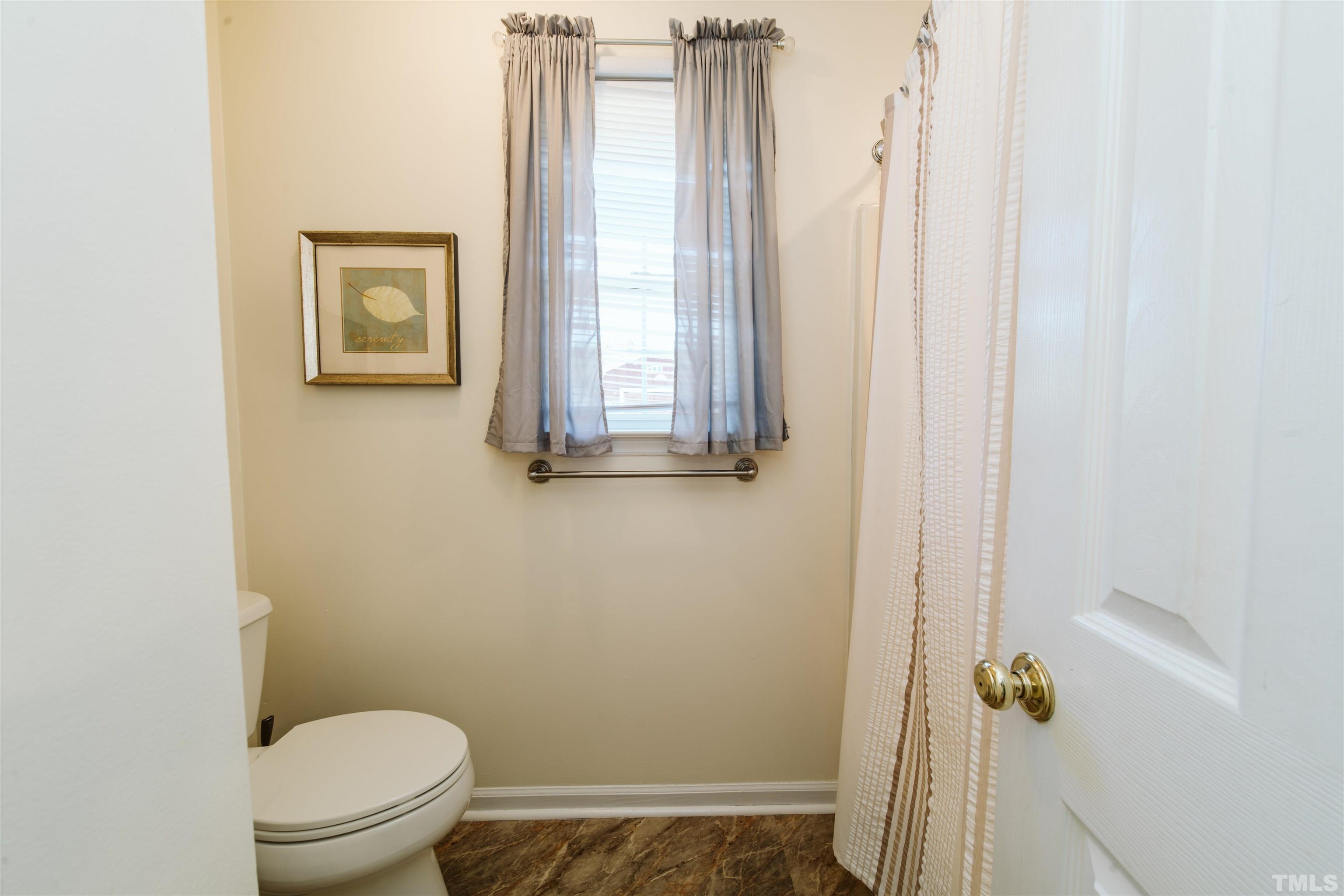 1283 Lee Road Clayton, NC 27520 - Photo 11 of 32