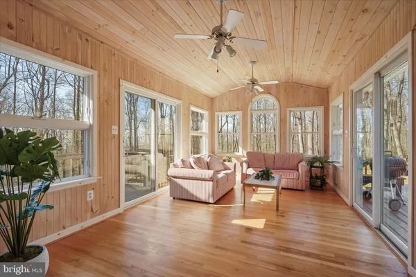 $750,000 | 320 Barker Lane, Bluemont, VA 20135