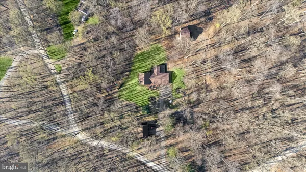 $750,000 | 320 Barker Lane, Bluemont, VA 20135