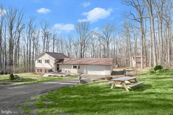 $750,000 | 320 Barker Lane, Bluemont, VA 20135