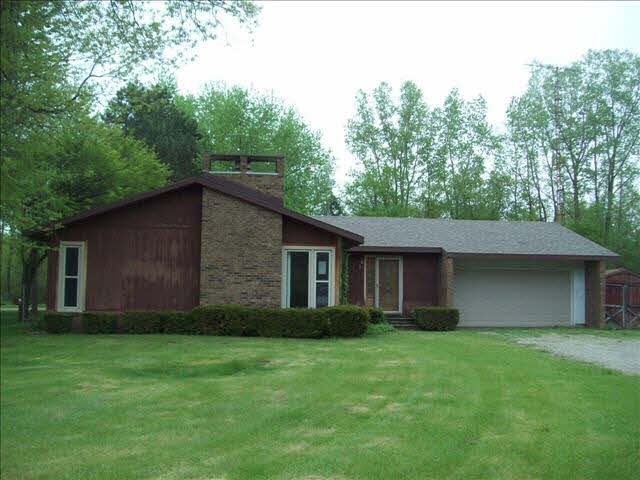 11150 Summerfield Road Petersburg, MI 49270 - Photo 12 of 12 20393574-11.JPG