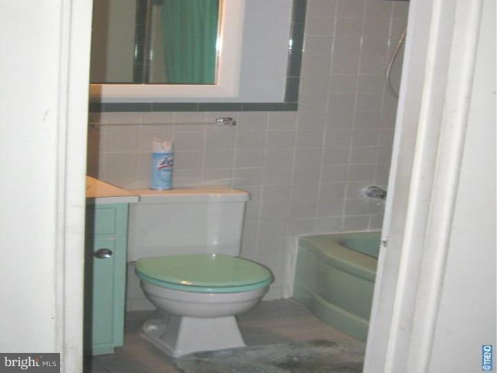 456 Fletcher Road Wayne, PA 19087 - Photo 10 of 15 Bathroom