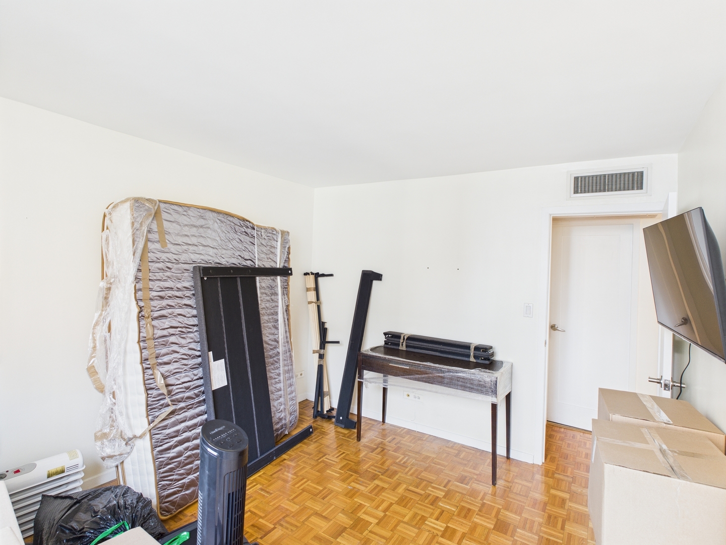 1310 North Ritchie Court, Unit 7D Chicago, IL 60610 - Photo 32 of 43