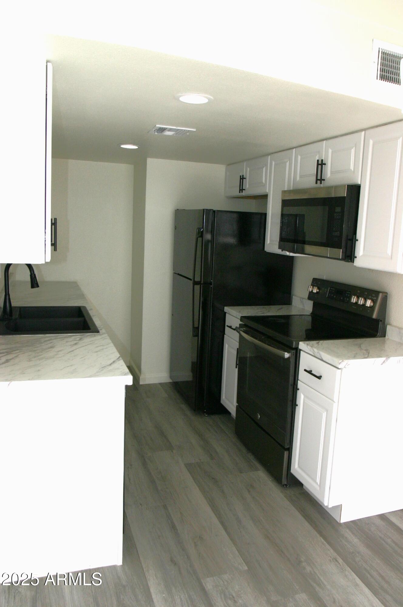 860 East Brown Road, Unit 6 Mesa, AZ 85203 - Photo 13 of 33 IMG_0008a