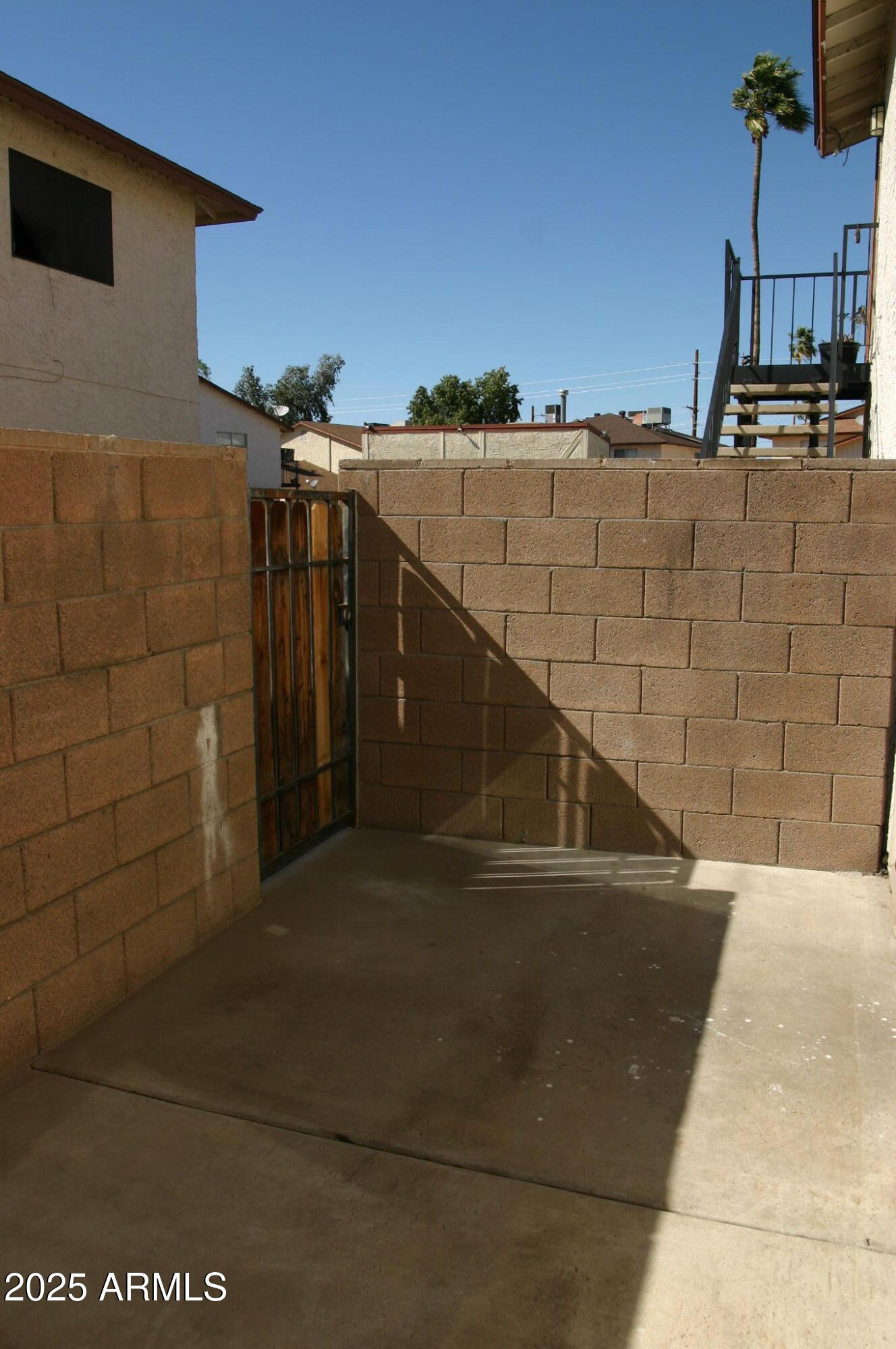 860 East Brown Road, Unit 6 Mesa, AZ 85203 - Photo 9 of 33 IMG_0023