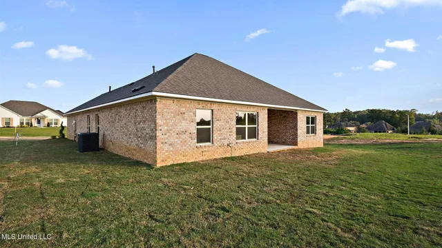 $377,900 | 327 Cornerstone Crossing, Brandon, MS 39042