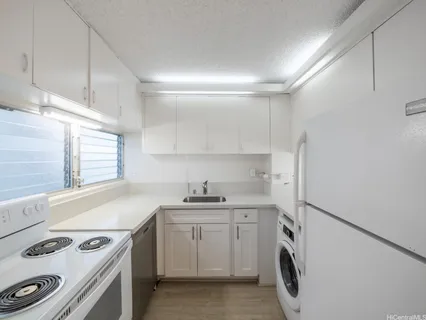 $445,000 | 2421 Ala Wai Boulevard, Unit 1205, Honolulu, HI 96815