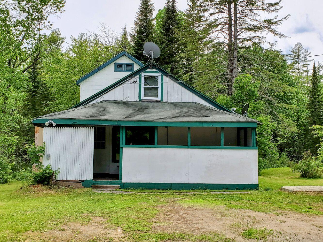 809 South Main Street Solon, ME 04979 - Photo 2 of 36 2