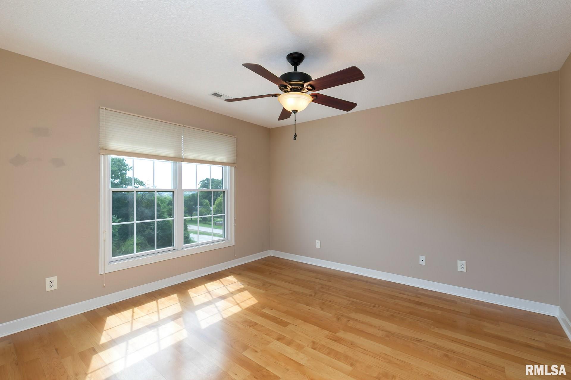 1237 East Kimberly Road Bettendorf, IA 52722 - Photo 13 of 20 Gallery Image 13