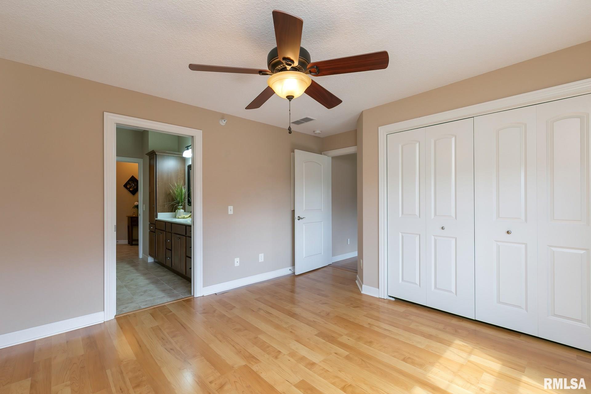 1237 East Kimberly Road Bettendorf, IA 52722 - Photo 14 of 20 Gallery Image 14