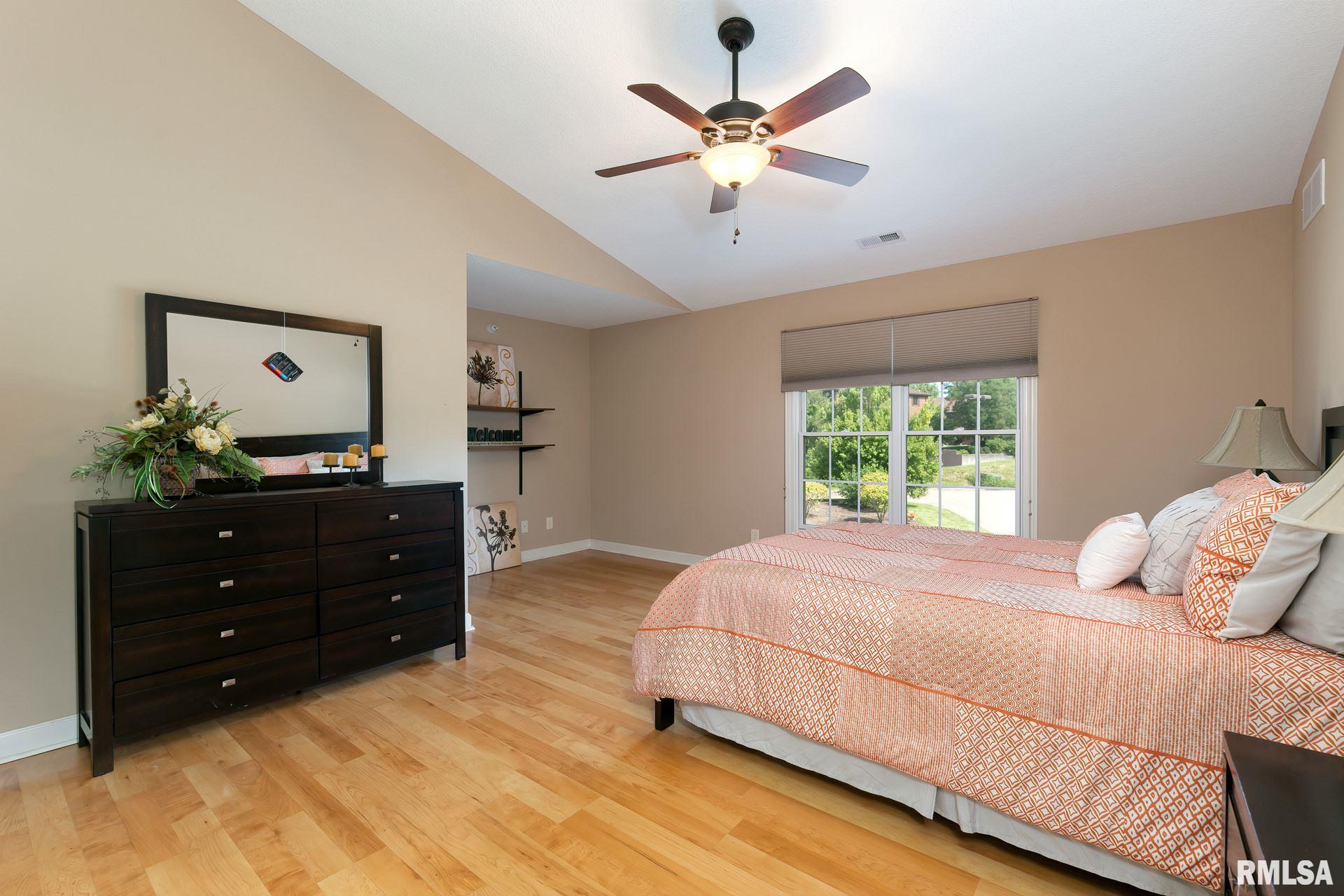 1237 East Kimberly Road Bettendorf, IA 52722 - Photo 17 of 20 Gallery Image 17