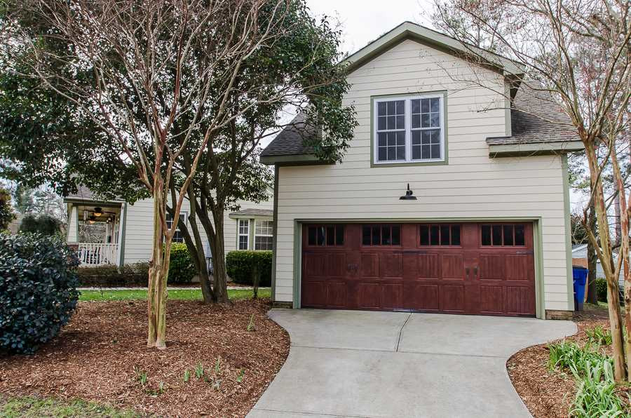 1705 Midwood Drive Raleigh, NC 27604 - Photo 4 of 24 Garage