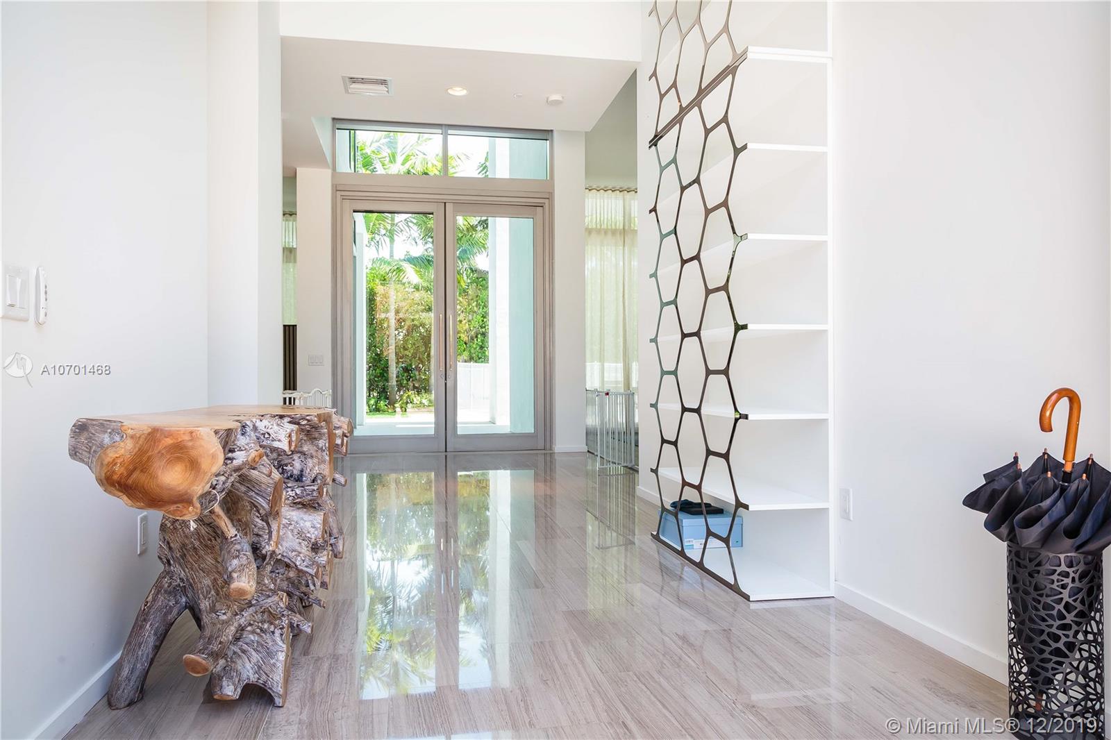 103 Reef Lane Key Biscayne, FL 33149 - Photo 4 of 36