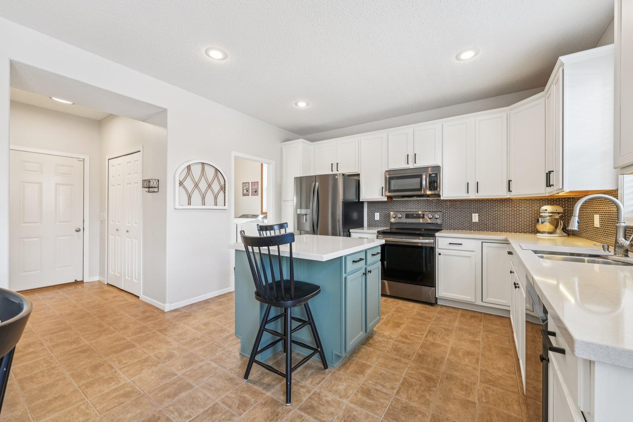 1791 Rye Court Shakopee, MN 55379 - Photo 11 of 47