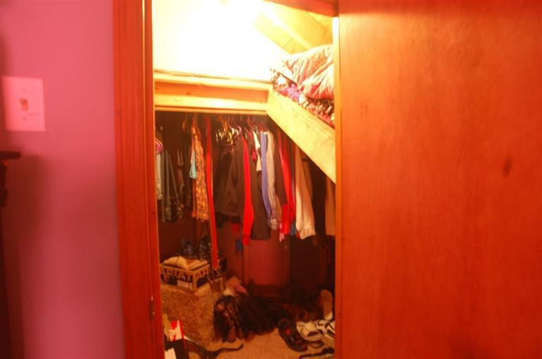 2121 Red Lick Road Irvine, KY 40336 - Photo 31 of 45 Walk-in closet here!