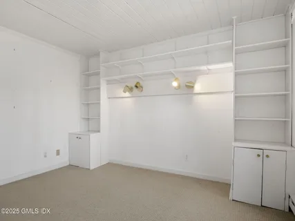 $1,995,000 | 484 Cognewaugh Road, Cos Cob, CT 06807