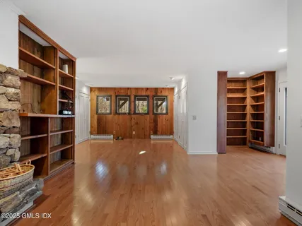 $1,995,000 | 484 Cognewaugh Road, Cos Cob, CT 06807