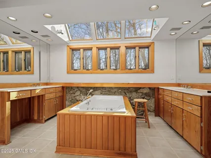 $1,995,000 | 484 Cognewaugh Road, Cos Cob, CT 06807