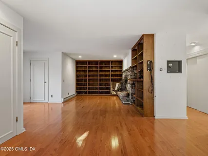 $1,995,000 | 484 Cognewaugh Road, Cos Cob, CT 06807