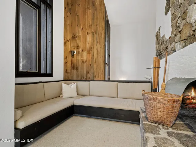 $1,995,000 | 484 Cognewaugh Road, Cos Cob, CT 06807