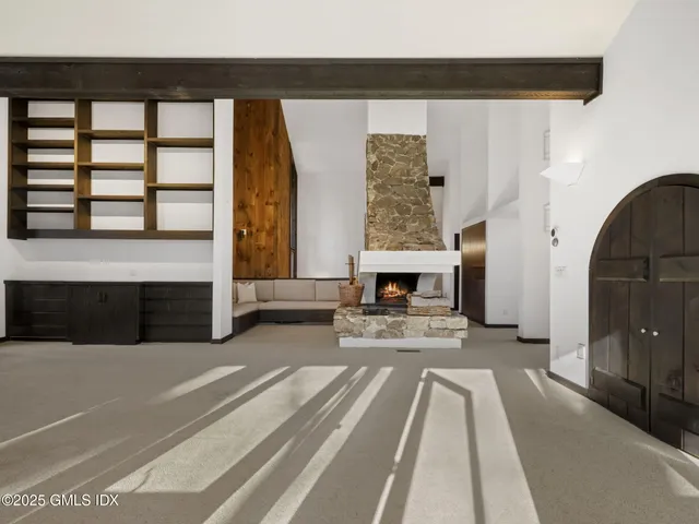 $1,995,000 | 484 Cognewaugh Road, Cos Cob, CT 06807