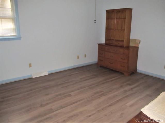2994 Laboratory Road Lincolnton, NC 28092 - Photo 10 of 27 Gallery Image 10