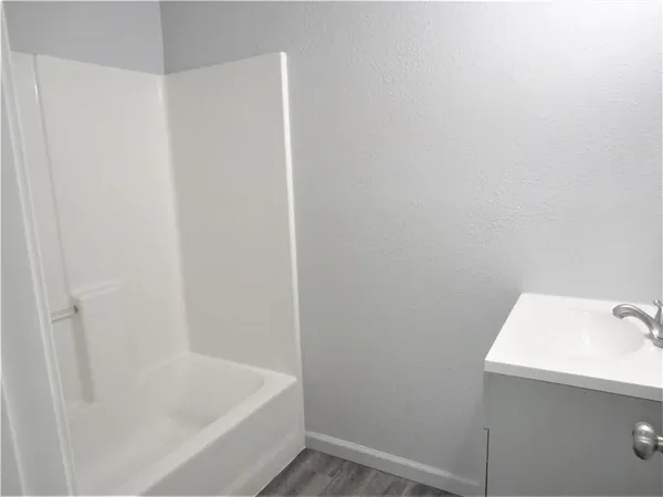 $2,000 | 501 Mounts Avenue, Denton, TX 76201
