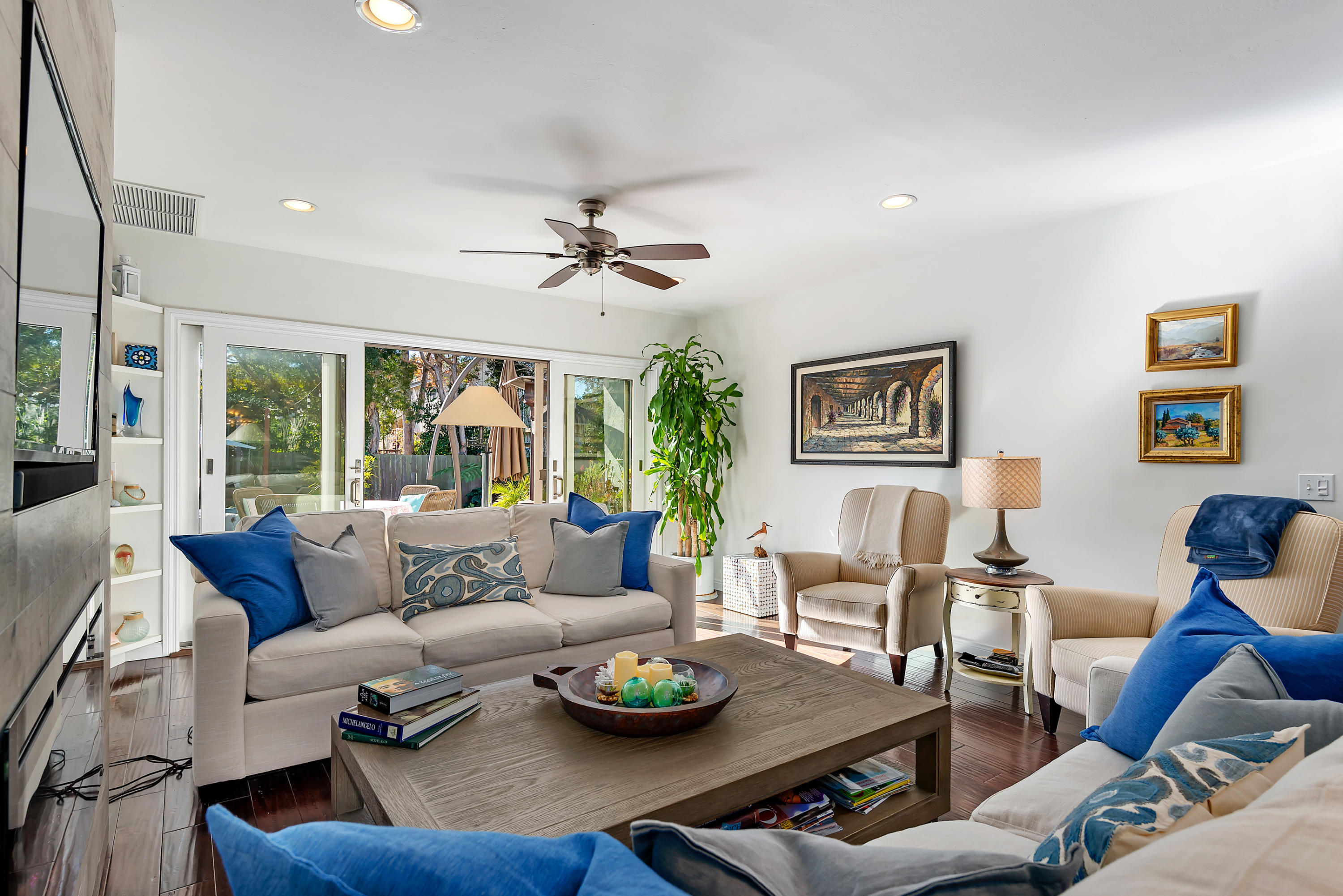 2437 Murrell Road Santa Barbara, CA 93109 - Photo 4 of 7 13 - Living Area