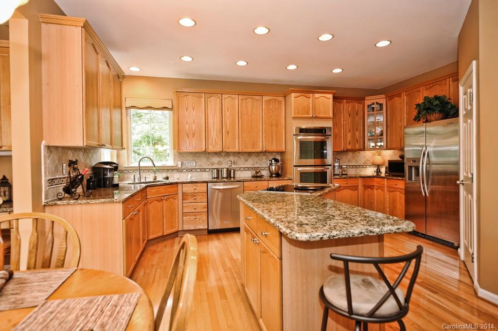700 Knightswood Road Fort Mill, SC 29708 - Photo 9 of 24 Gallery Image 9