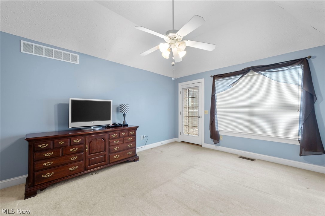 608 Rundle Street LaGrange, OH 44050 - Photo 18 of 32