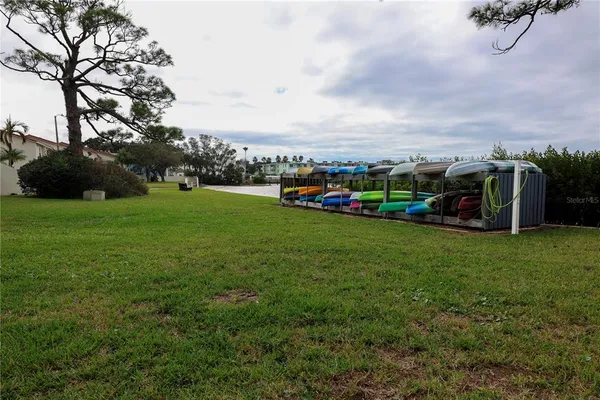 a view of a tennis court