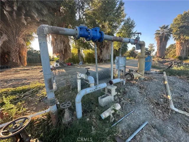 a view of outdoor space yard and patio