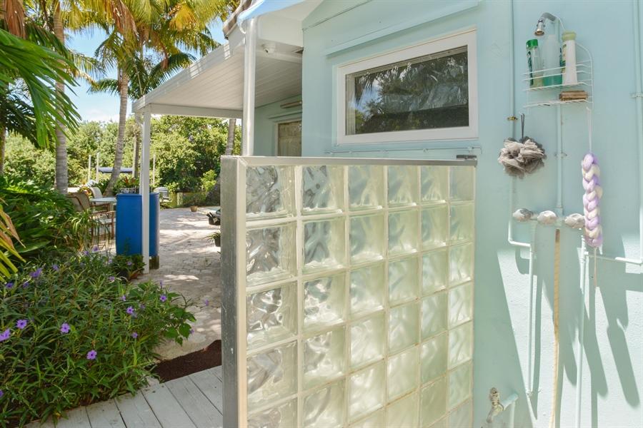 632 Inlet Road North Palm Beach, FL 33408 - Photo 7 of 9 outdoor shower