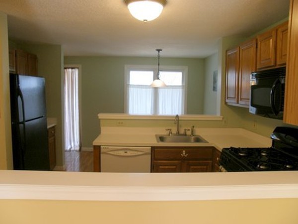21 Stone Ridge Road, Unit 21 Franklin, MA 02038 - Photo 8 of 25 Gallery Image 8