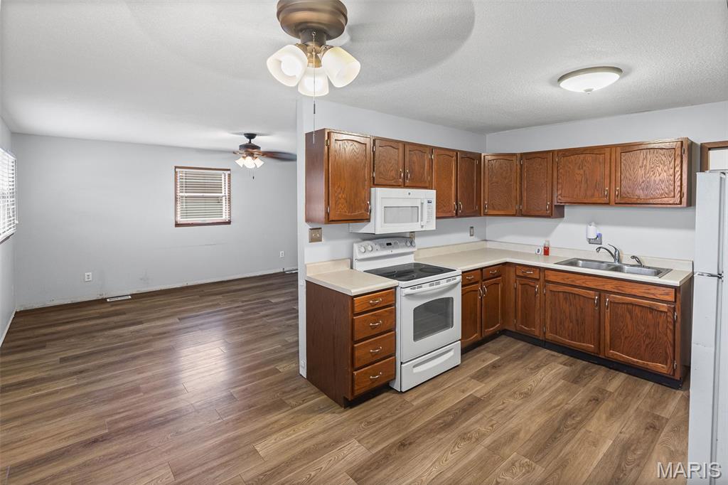 9 North Main Street Moro, IL 62067 - Photo 11 of 27