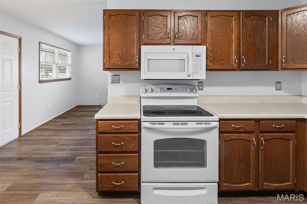 9 North Main Street Moro, IL 62067 - Photo 13 of 27