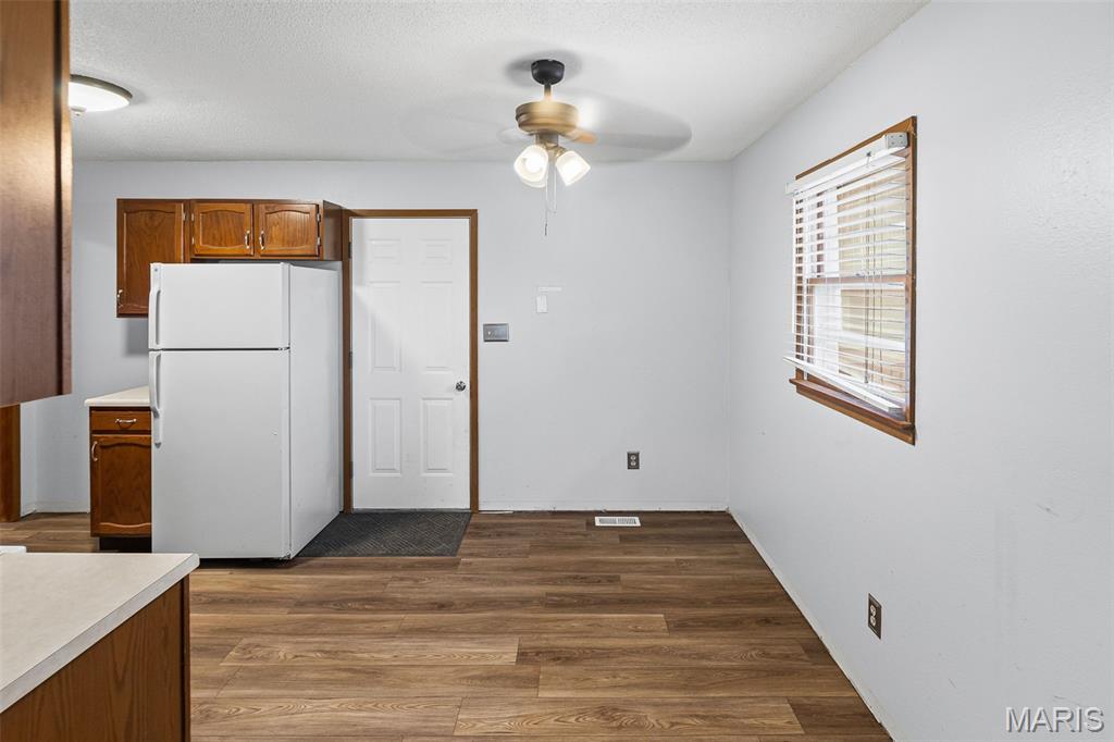 9 North Main Street Moro, IL 62067 - Photo 10 of 27