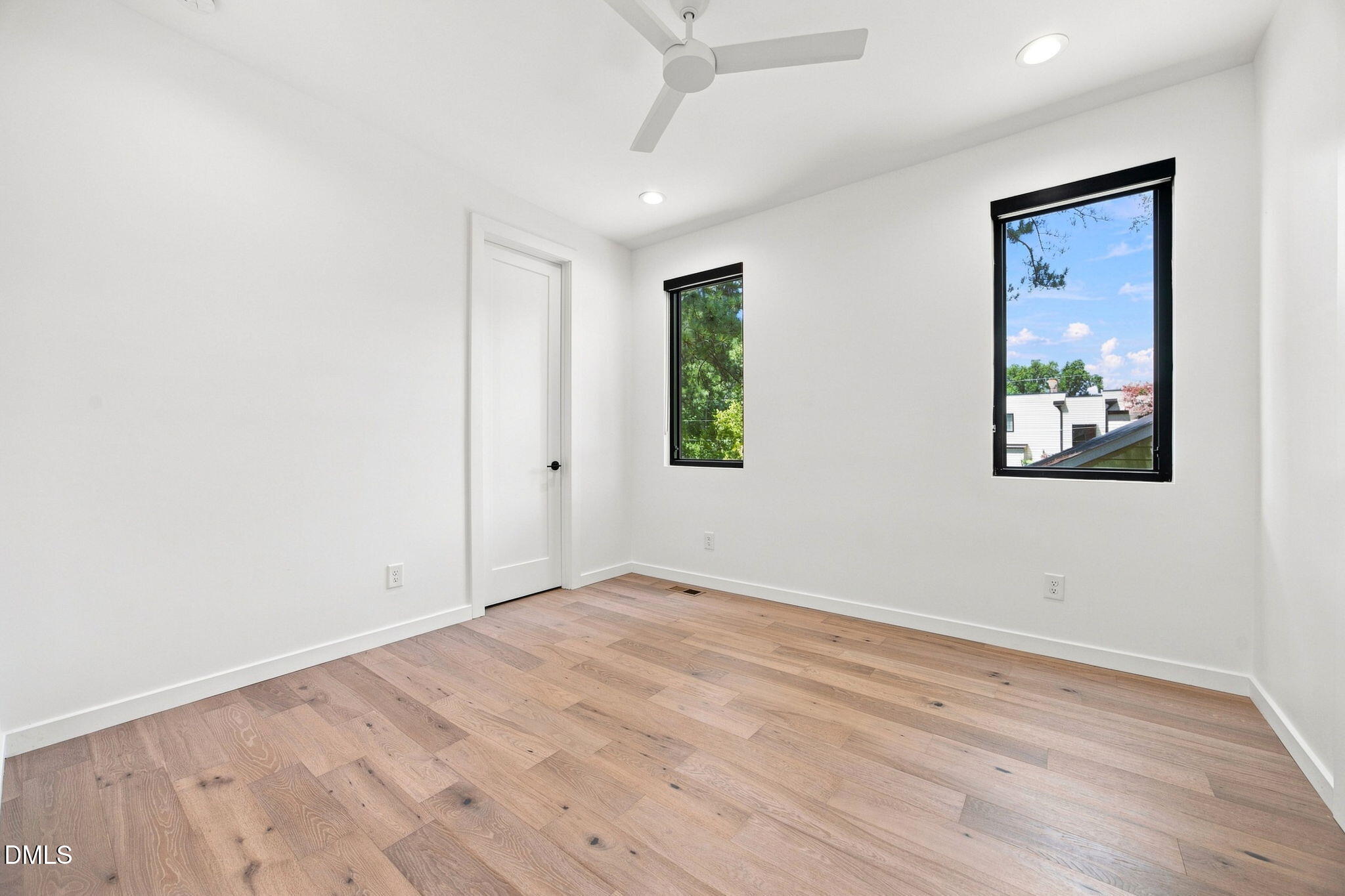 907 North State Street Raleigh, NC 27604 - Photo 21 of 34 32-web-or-mls-IMG_6847