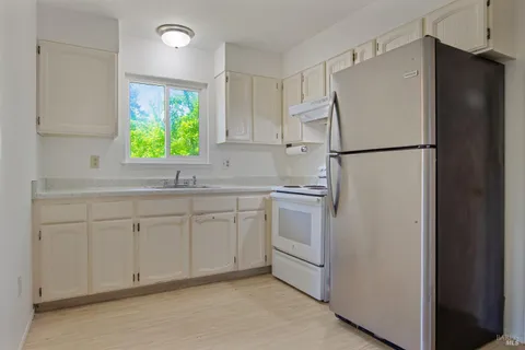 $595,000 | 1000 Central Avenue, Sonoma, CA 95476