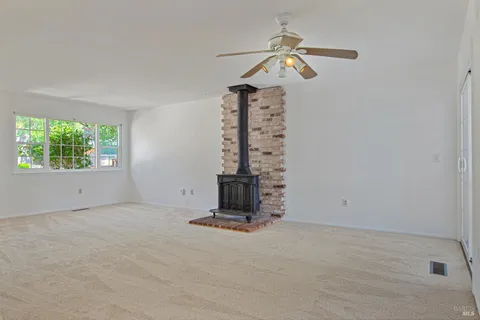 $595,000 | 1000 Central Avenue, Sonoma, CA 95476