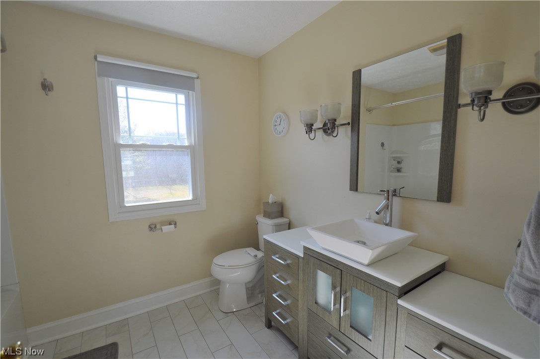 5928 Stow Road Hudson, OH 44236 - Photo 20 of 35 Upstairs bathroom.