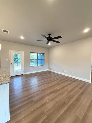 $2,400 | 1015 Bluestem, Weatherford, TX 76087