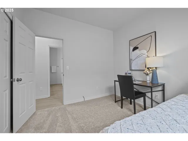 $467,900 | 240 Norway Street, Silverton, OR 97381