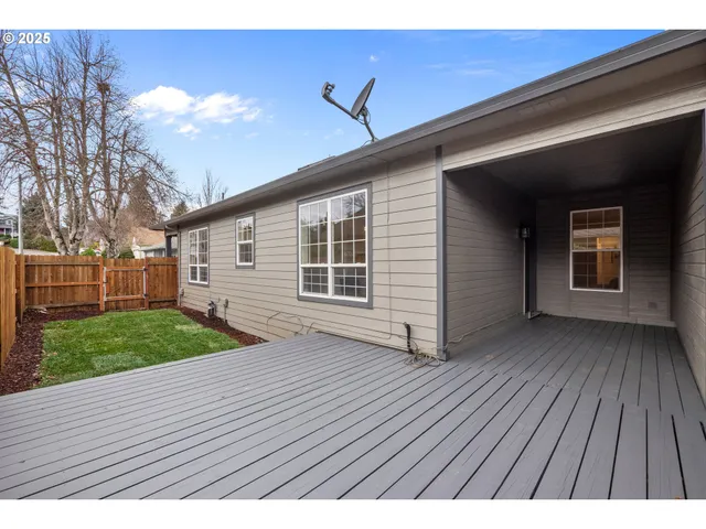 $467,900 | 240 Norway Street, Silverton, OR 97381